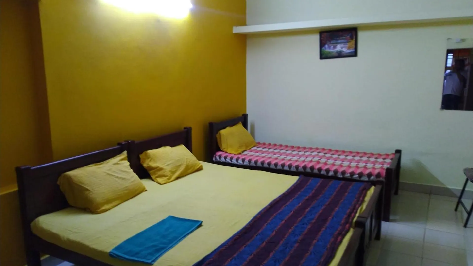 Anju Tourist House Hotel Kazhakuttam